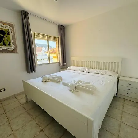 Cristimar Apartment